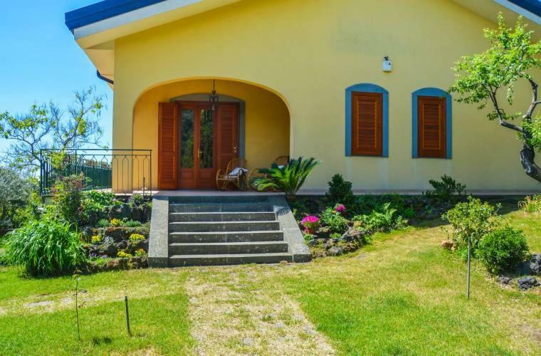 'nduccia Villa *